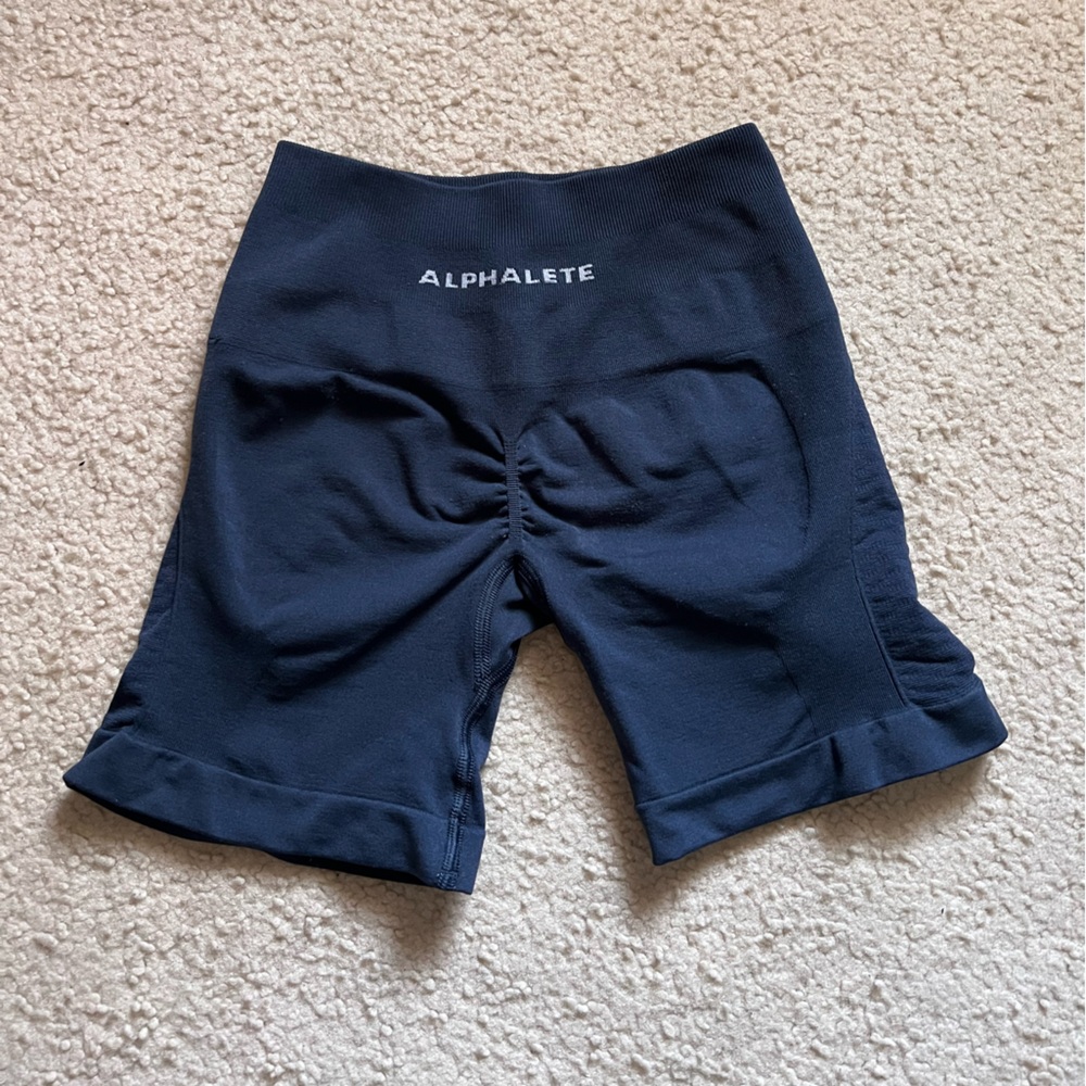 Alphalete Amplify Contour Shorts - Midnight Blue XS